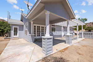 Welcome to 42965 Powerline Rd, Aguanga, CA 92536-9149