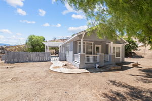 Welcome to 42965 Powerline Rd, Aguanga, CA 92536-9149