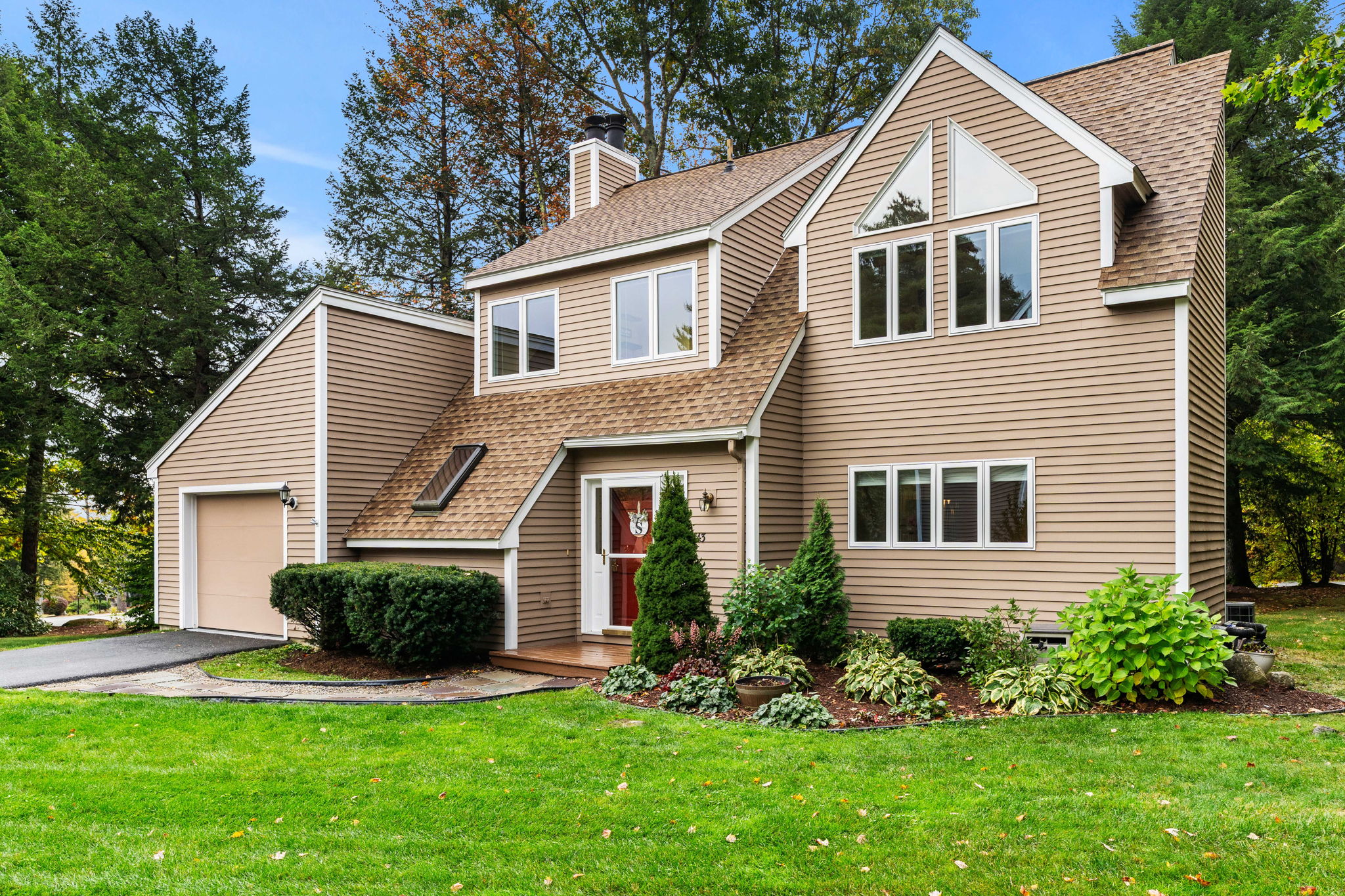 43 Alpine Cir, Laconia, NH 03246, USA
