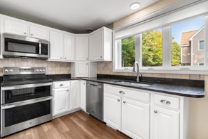 43 Alpine Cir, Laconia, NH 03246, USA Photo 14