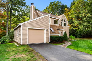 43 Alpine Cir, Laconia, NH 03246, USA Photo 2