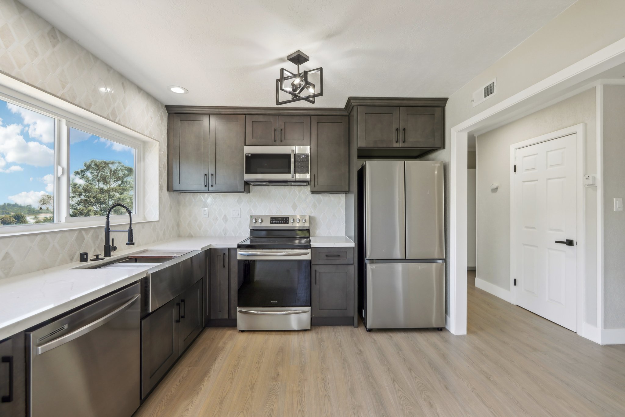 Alta Vista Way-013.jpg