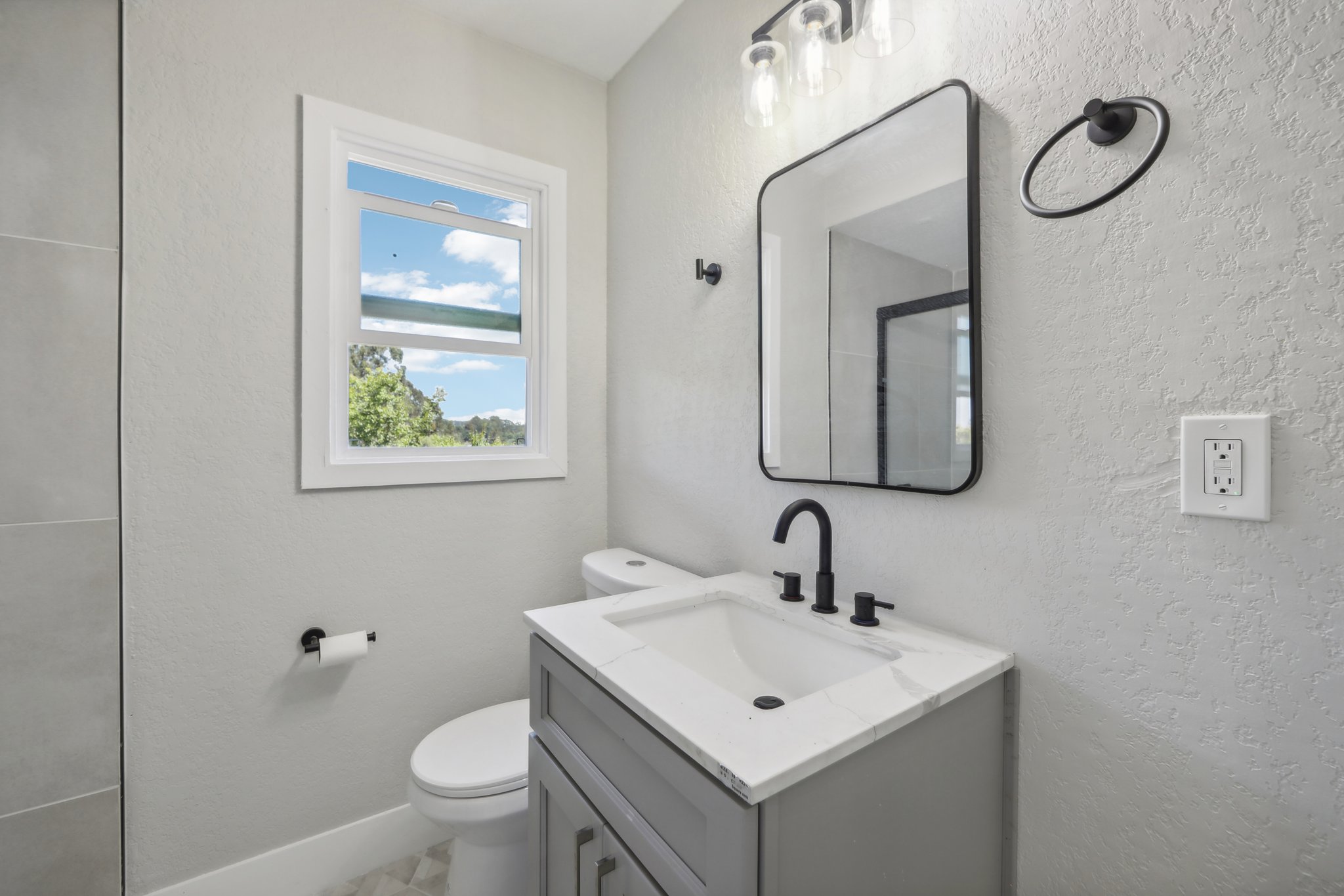 Alta Vista Way-027.jpg