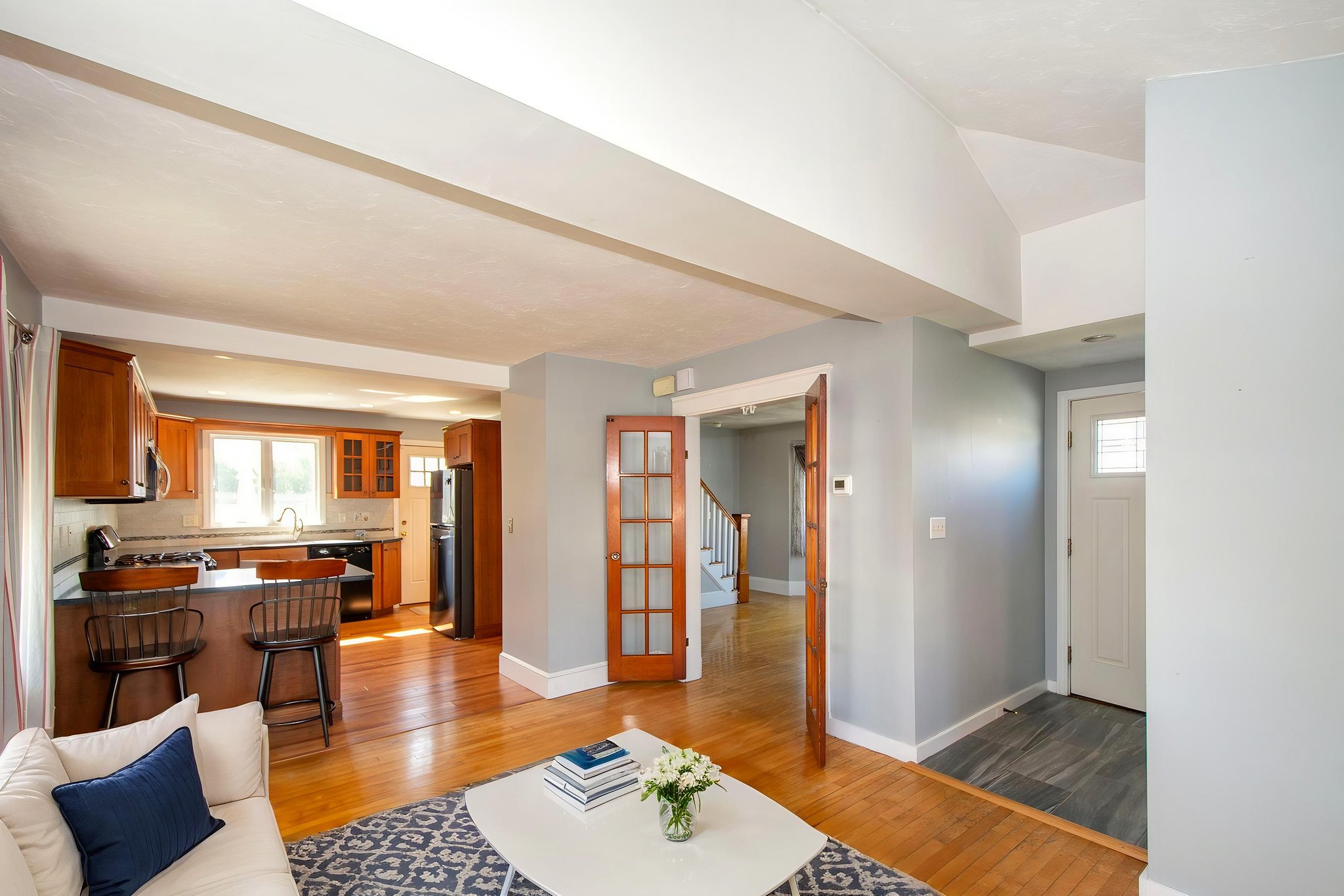 DSC_0173_HR virtually staged.jpeg