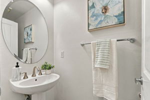  Photo 31