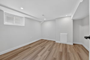  Photo 39