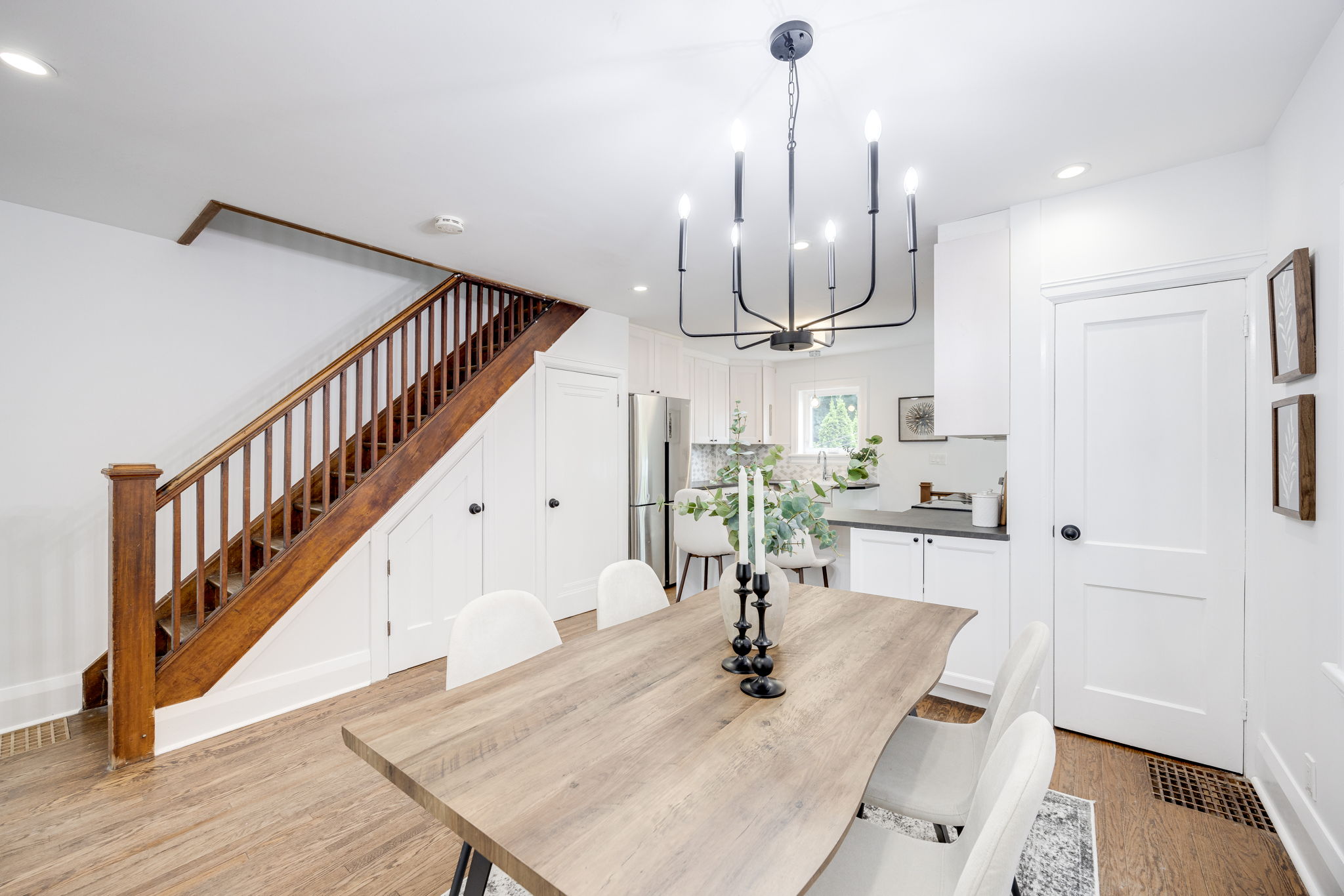 Toronto property showcase — delivered property photograph 16