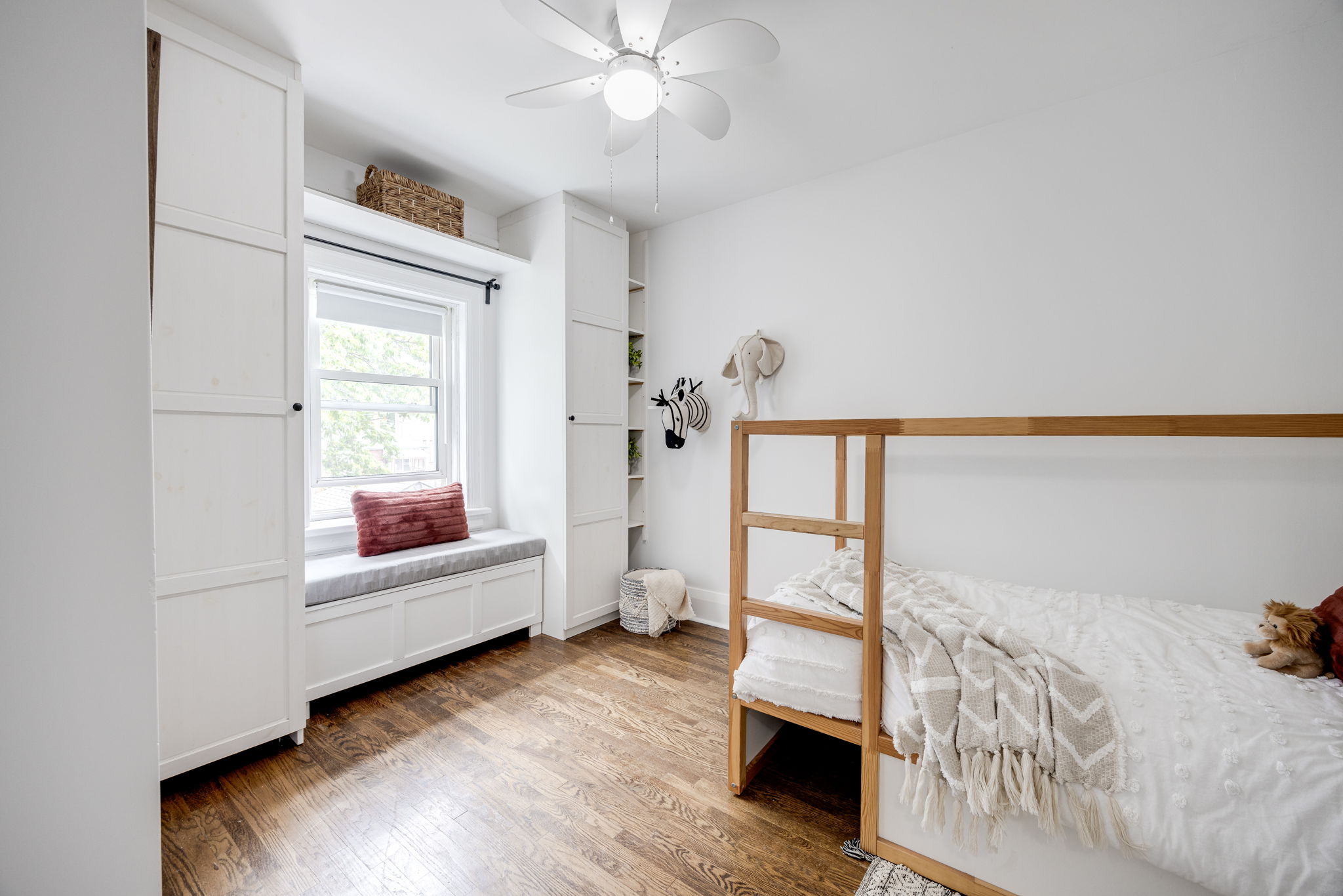 Toronto property showcase — delivered property photograph 22