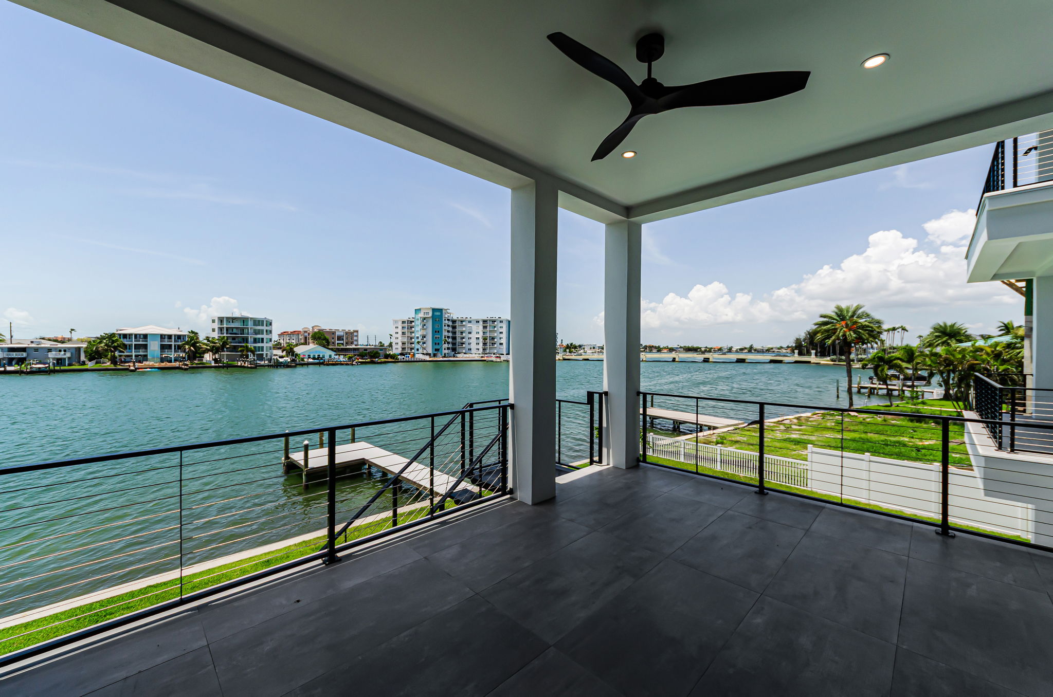 Dining Room-Kitchen Balcony6