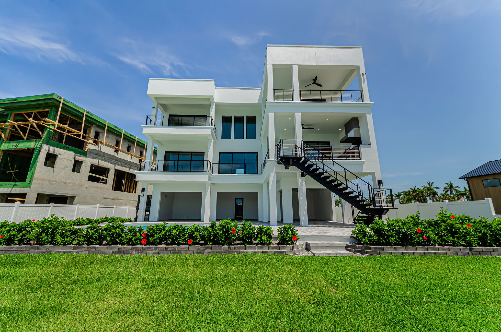 Dock5 View