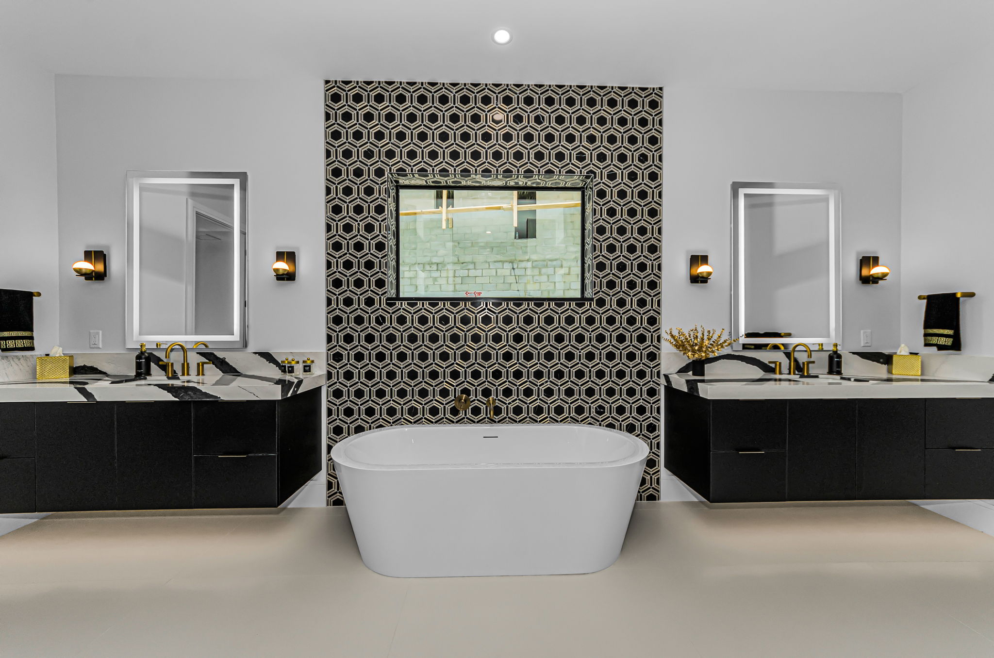 Main Level Primary Bathroom1g