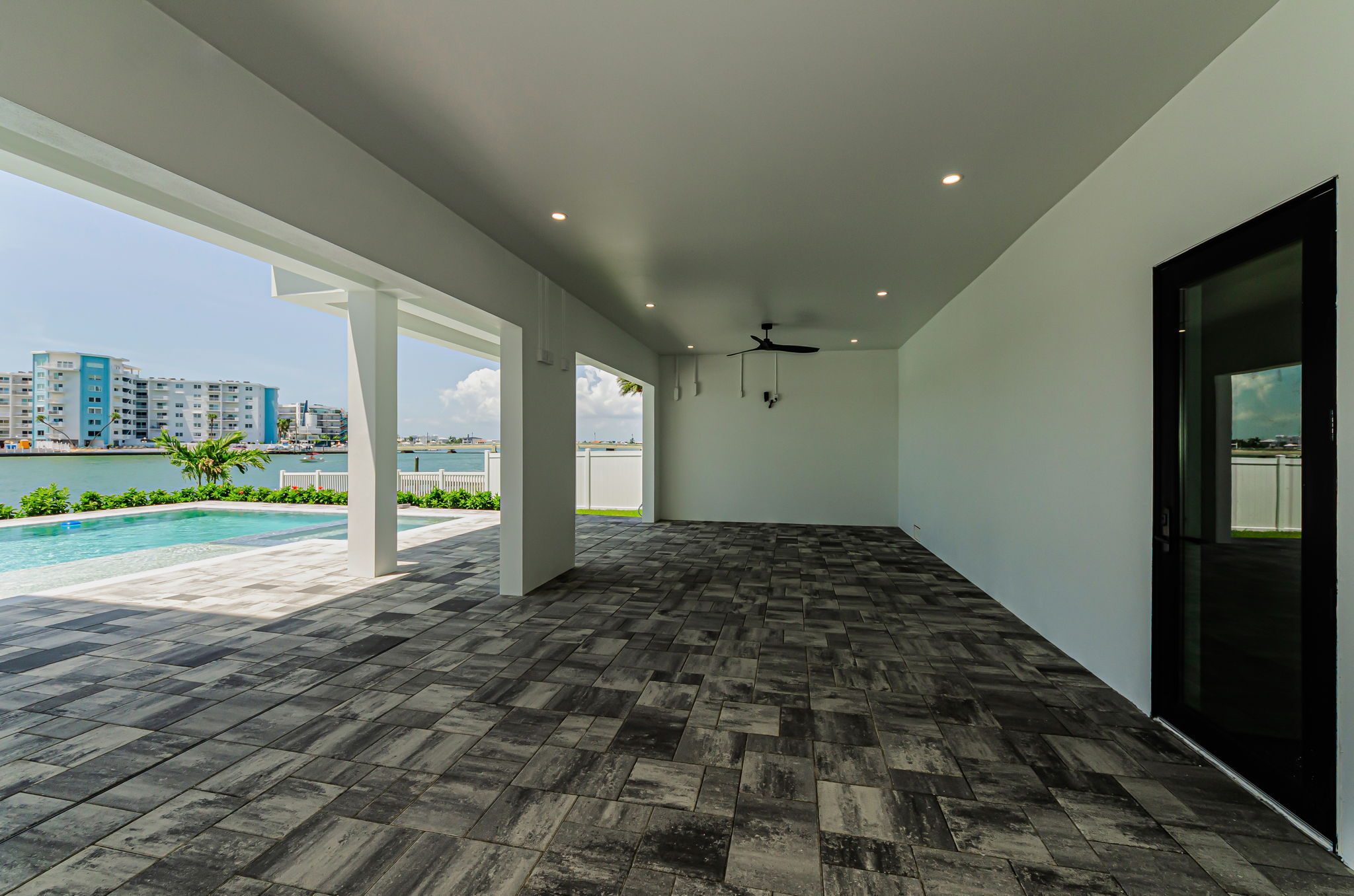 Patio2