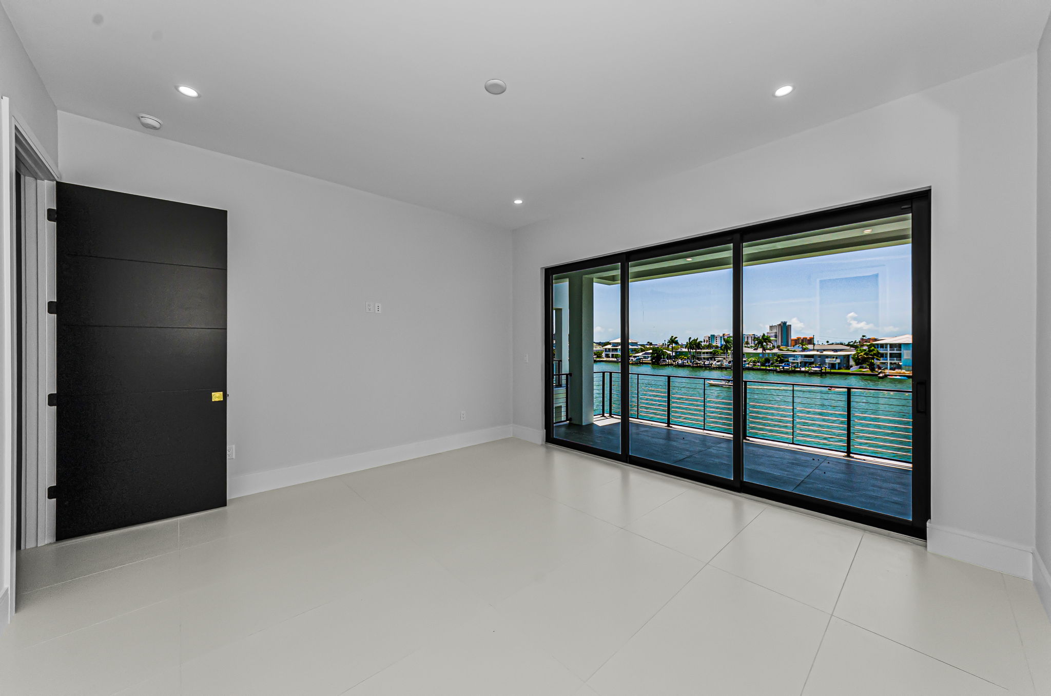 Upper Level Bedroom1b