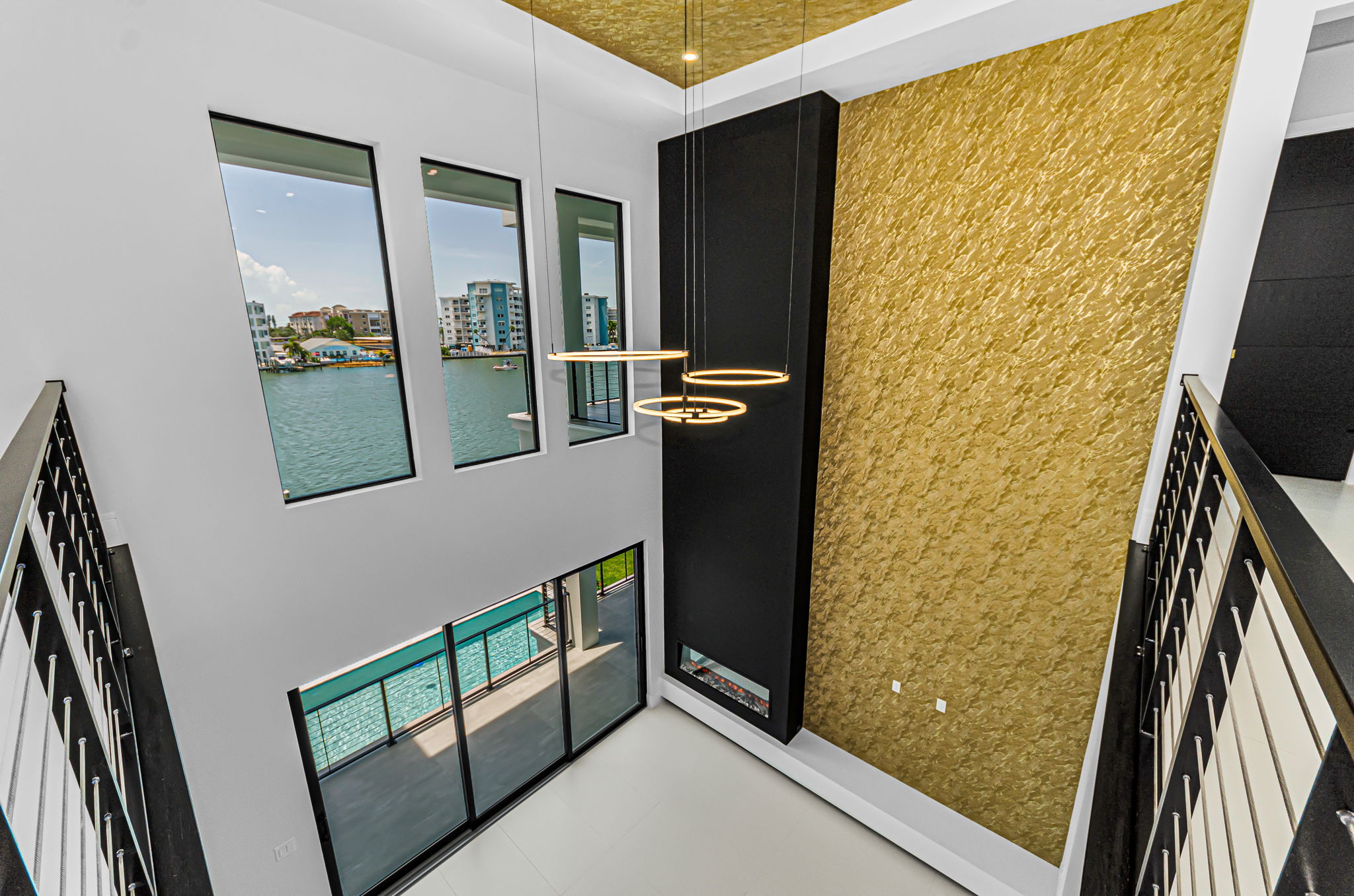 Upper Level Landing View1
