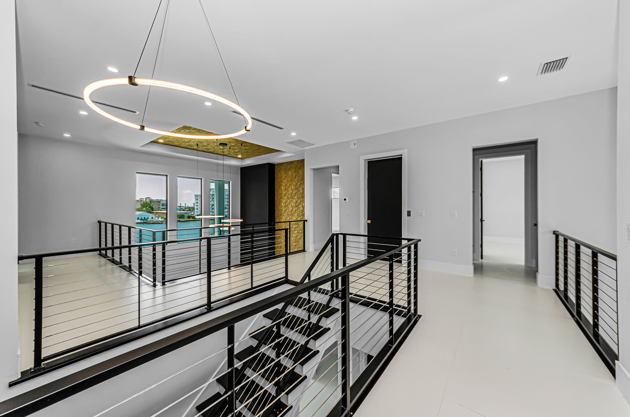 Upper Level Landing4