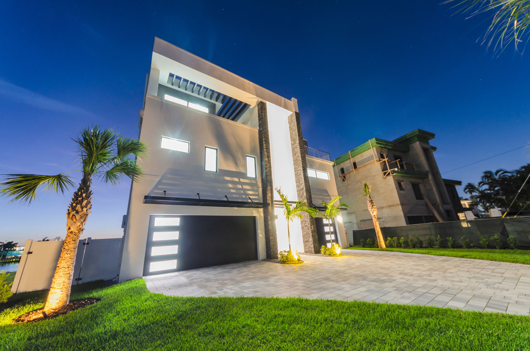 Front Exterior83