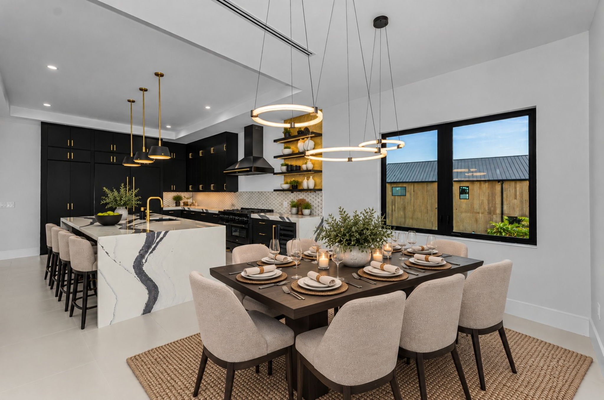 Dining Room4-vs