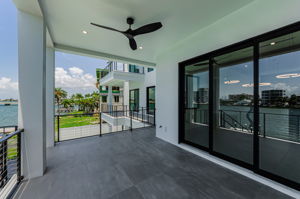 Dining Room-Kitchen Balcony5