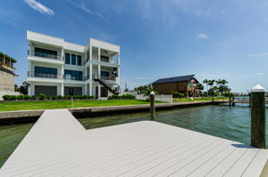 Dock4