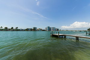 Dock8