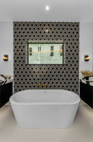 Main Level Primary Bathroom1h