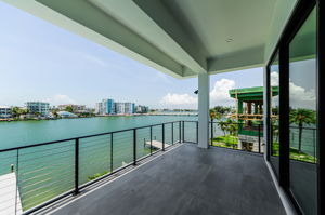 Upper Level Bedroom1 Balcony1