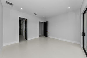 Upper Level Bedroom1c