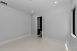 Upper Level Bedroom2b