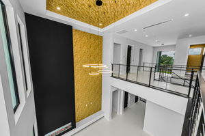 Upper Level Landing View3