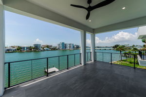 Upper Level Office Balcony1