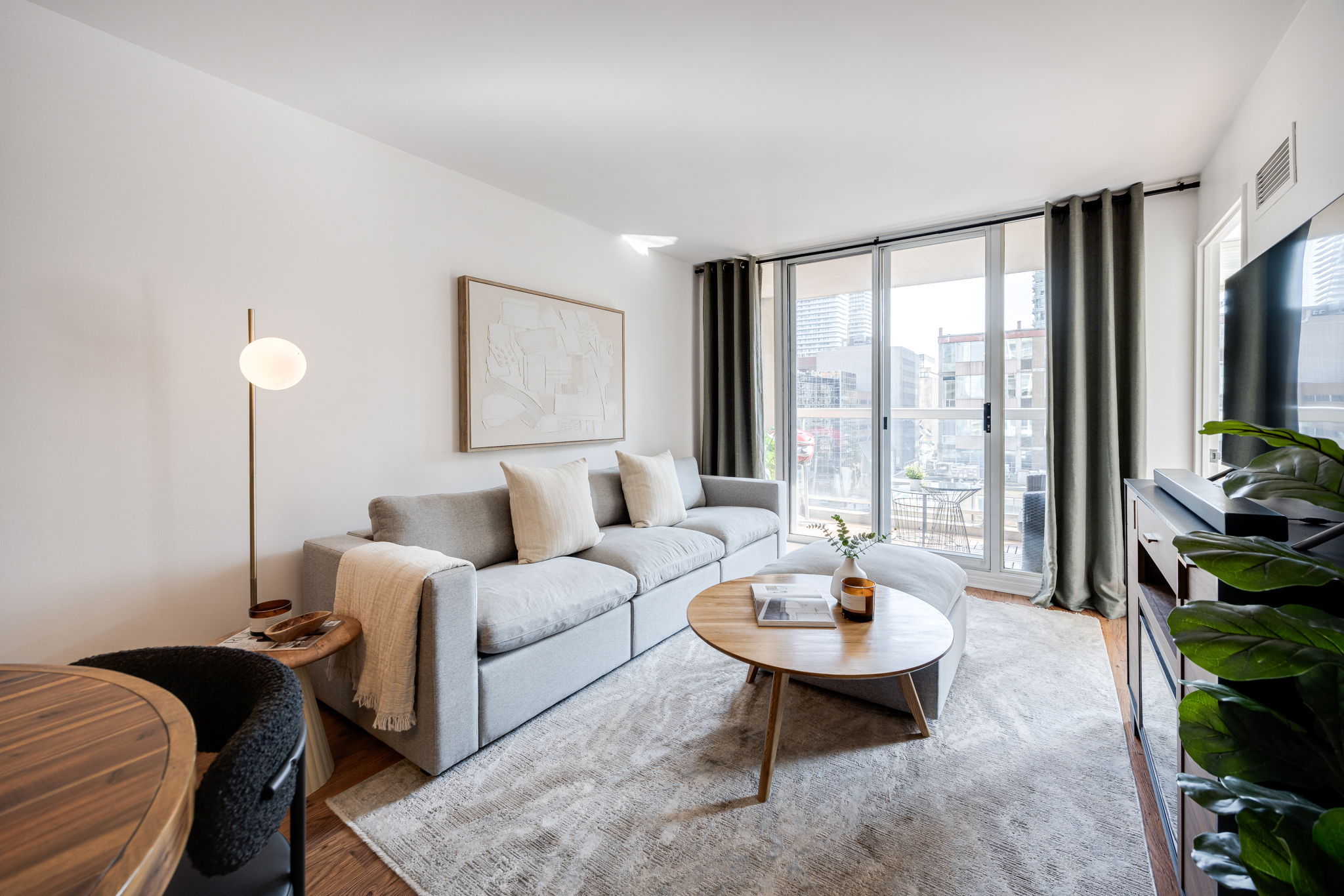 Toronto property showcase — delivered property photograph 5