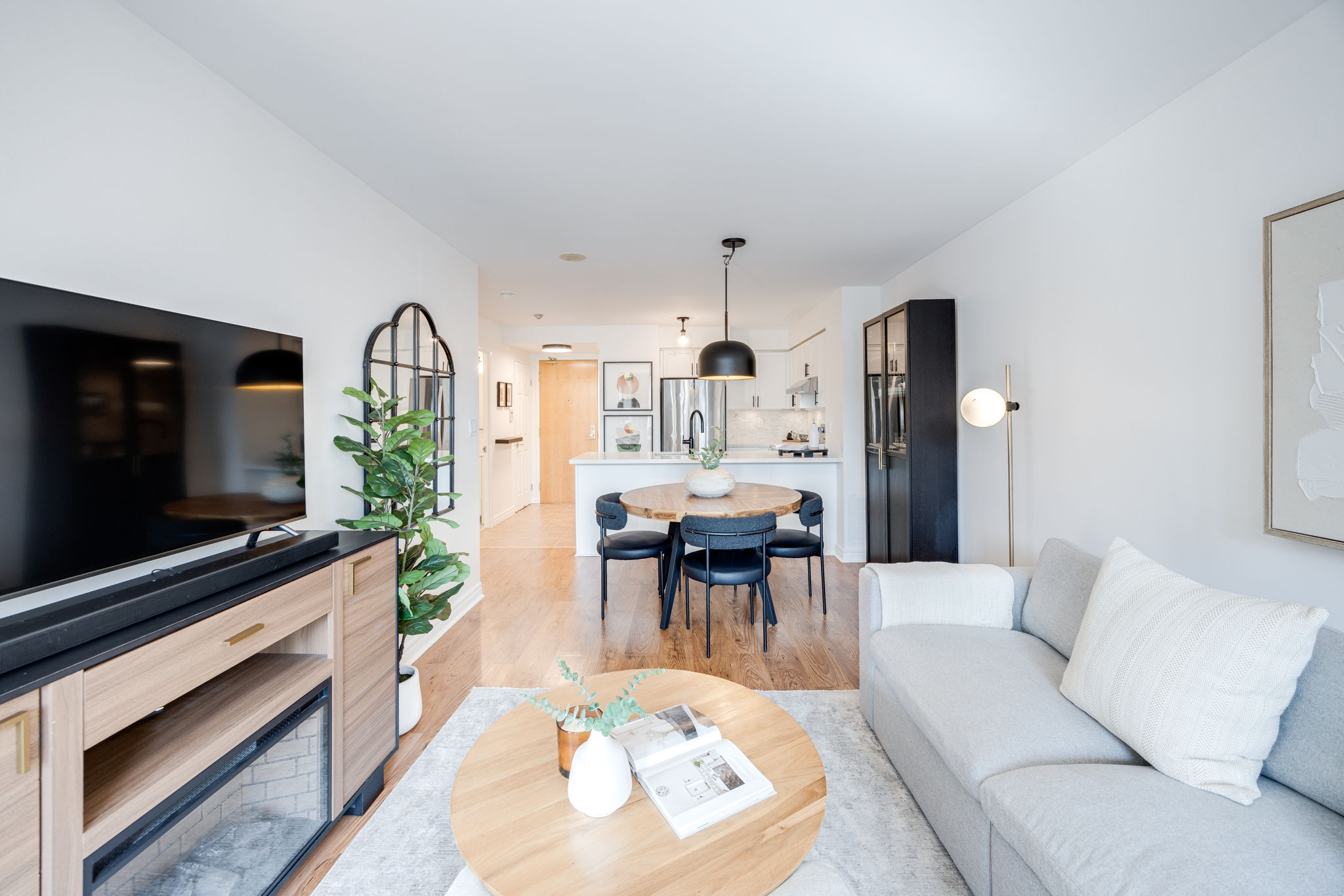 Toronto property showcase — delivered property photograph 6