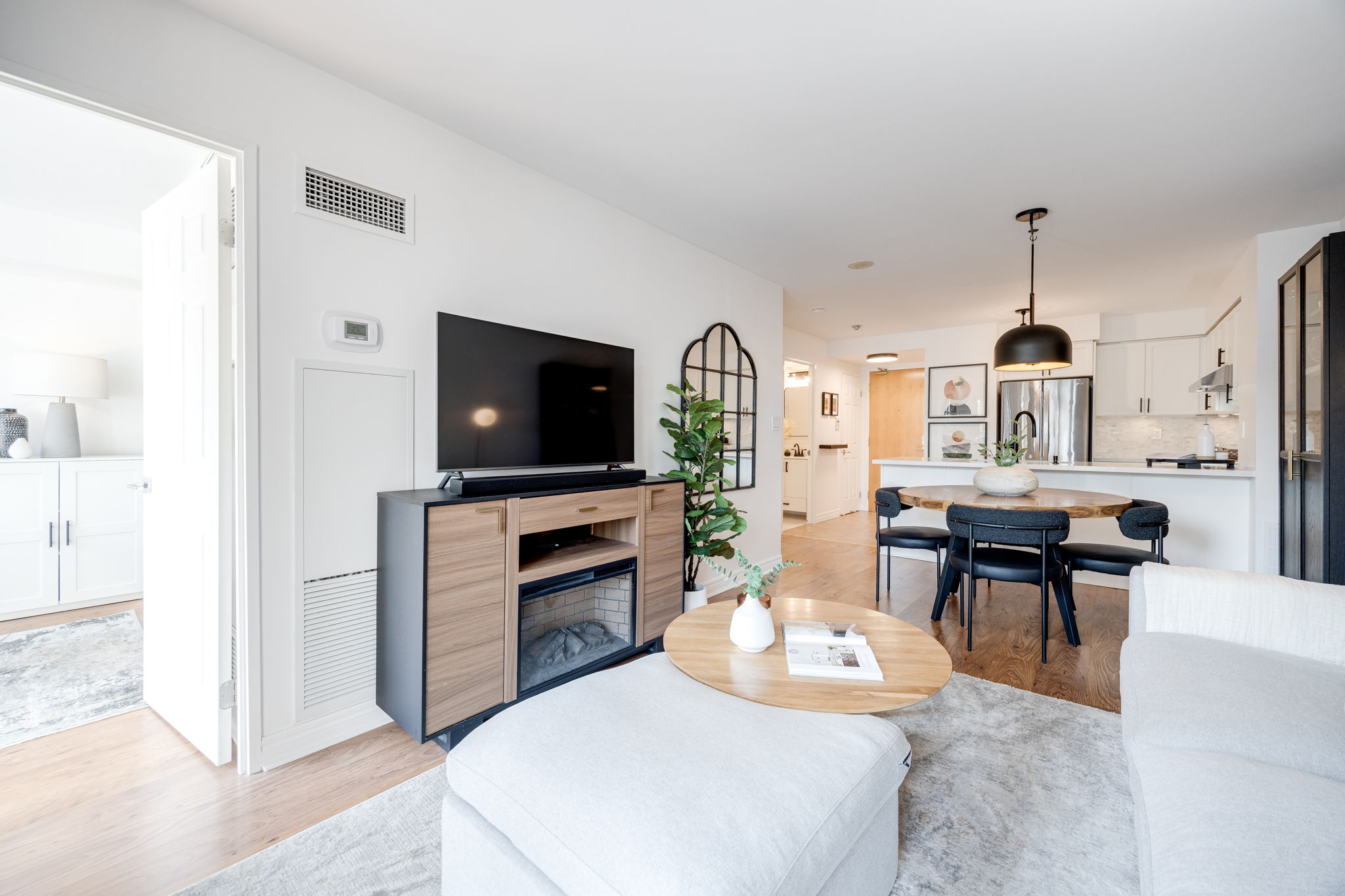Toronto property showcase — delivered property photograph 7