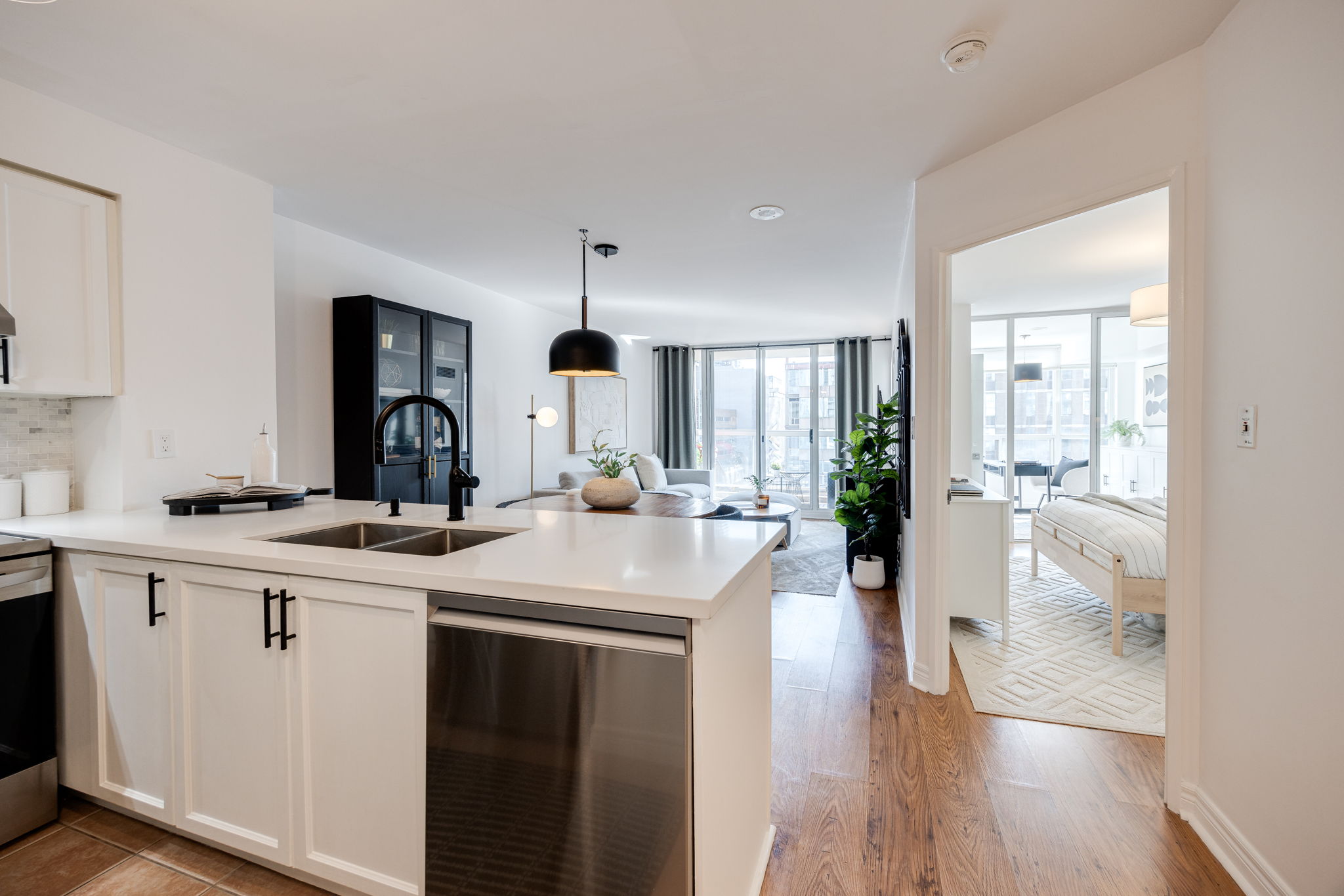 Toronto property showcase — delivered property photograph 9