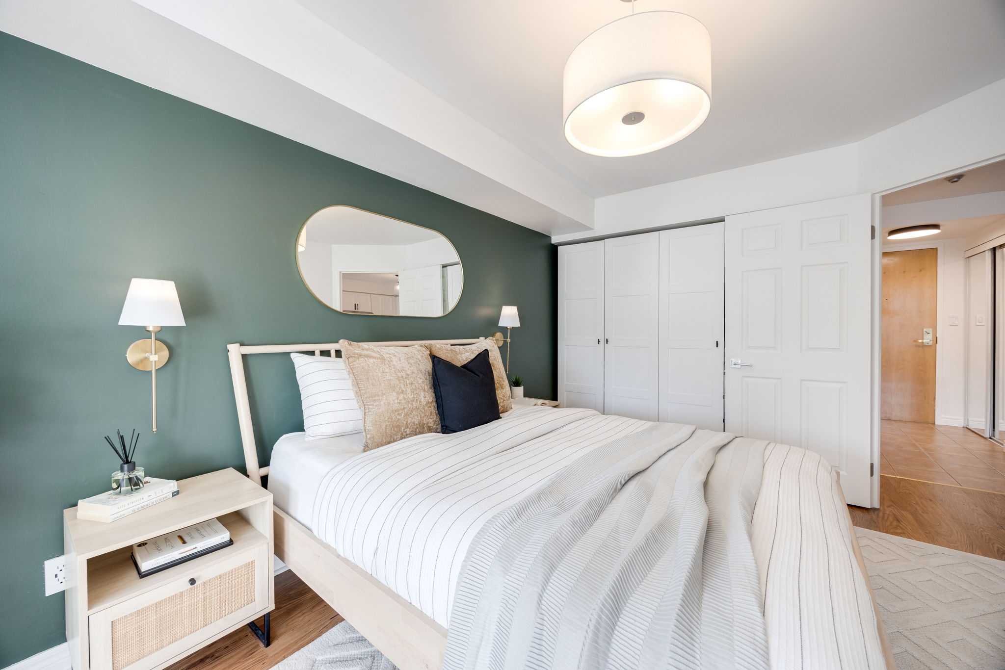 Toronto property showcase — delivered property photograph 14