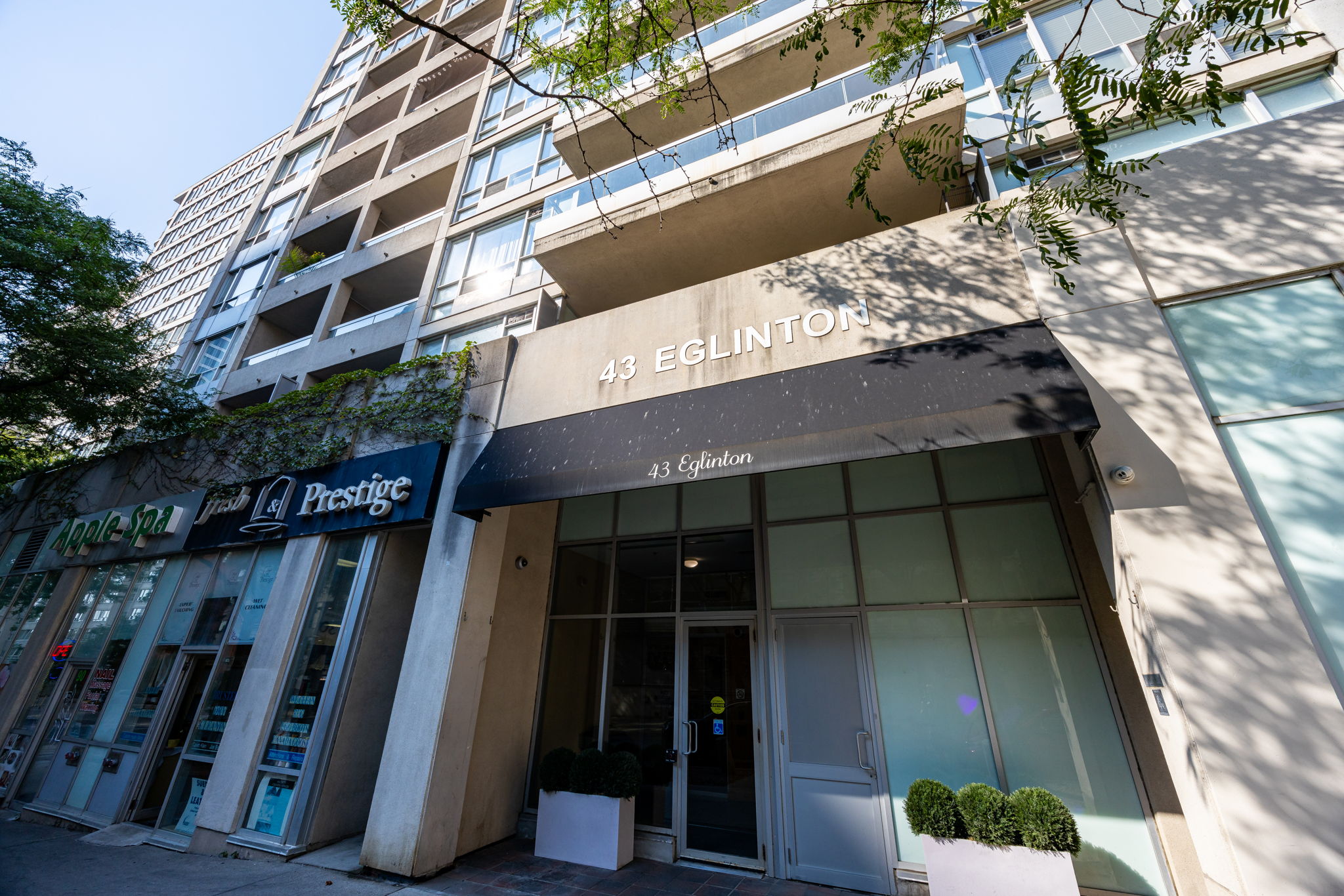Toronto property showcase — delivered property photograph 27