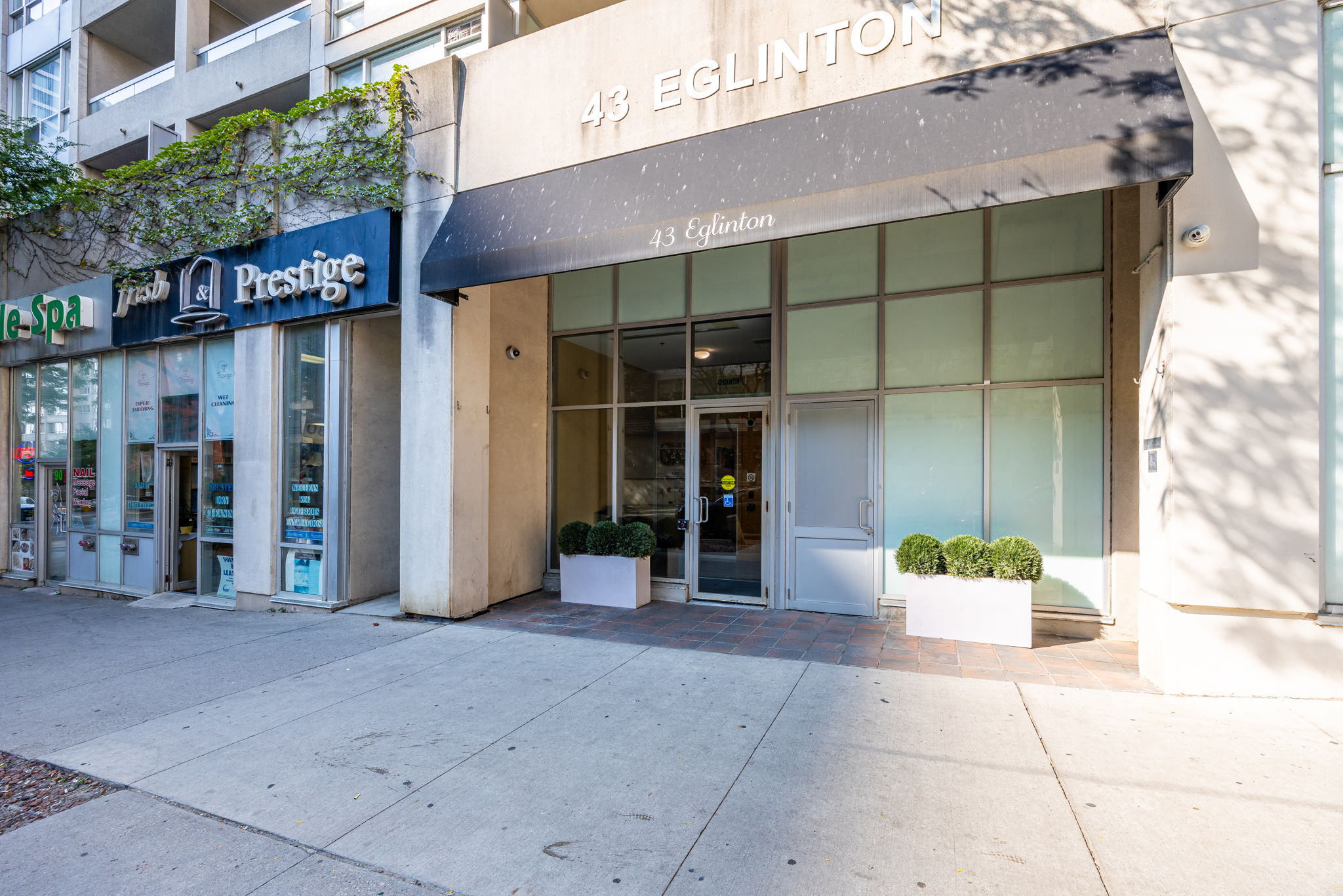 Toronto property showcase — delivered property photograph 28