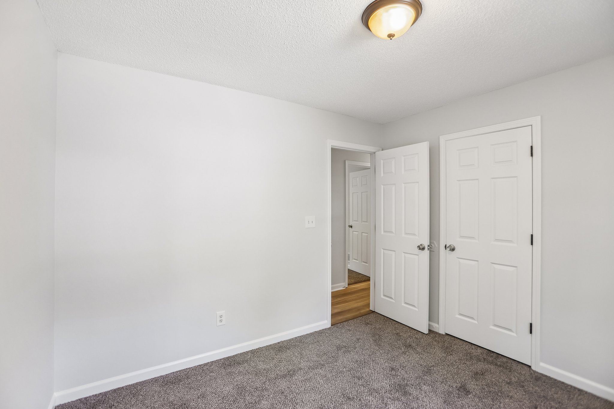 Gina Ct-S2404-016.jpg