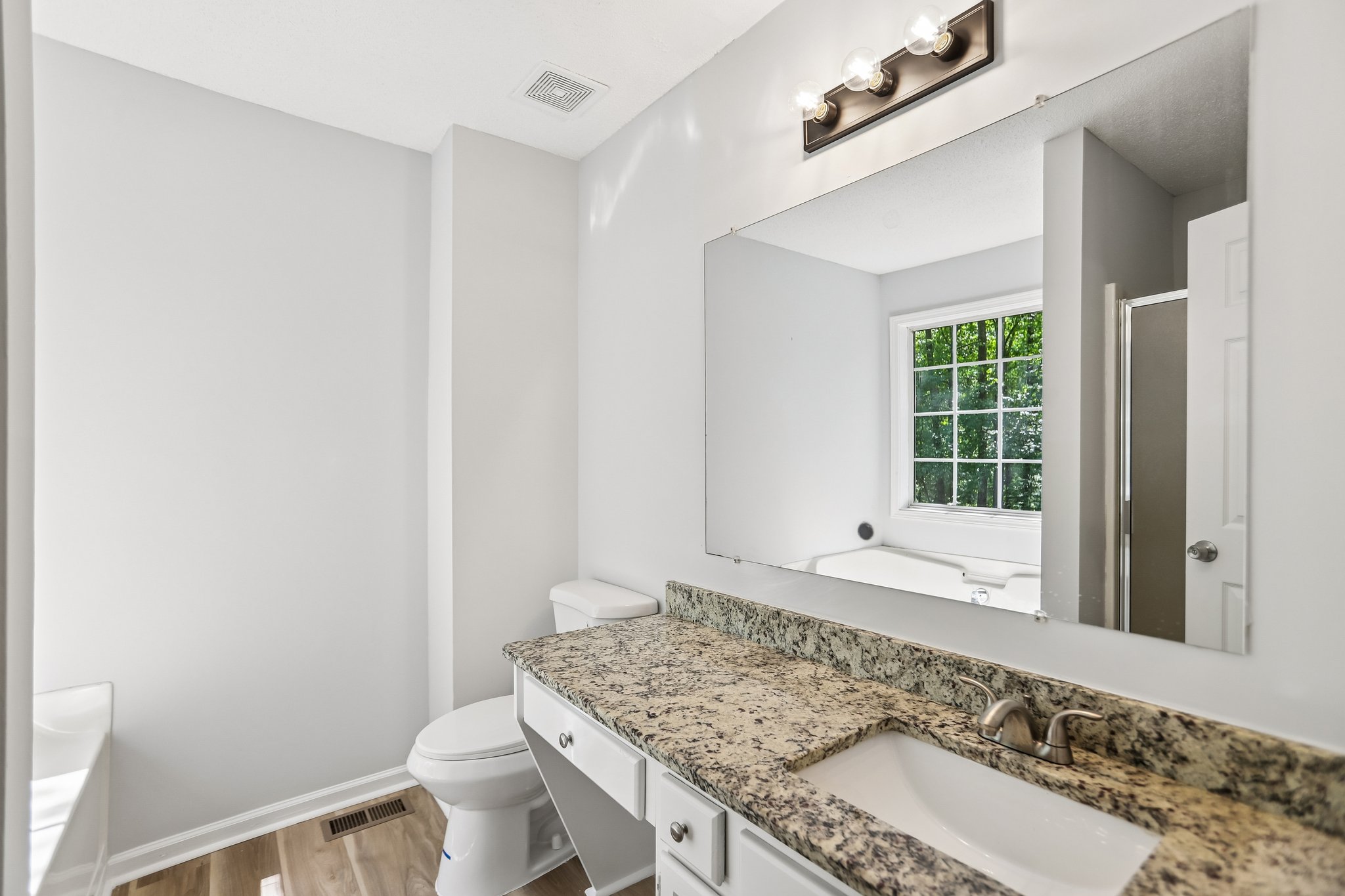 Gina Ct-S2404-020.jpg