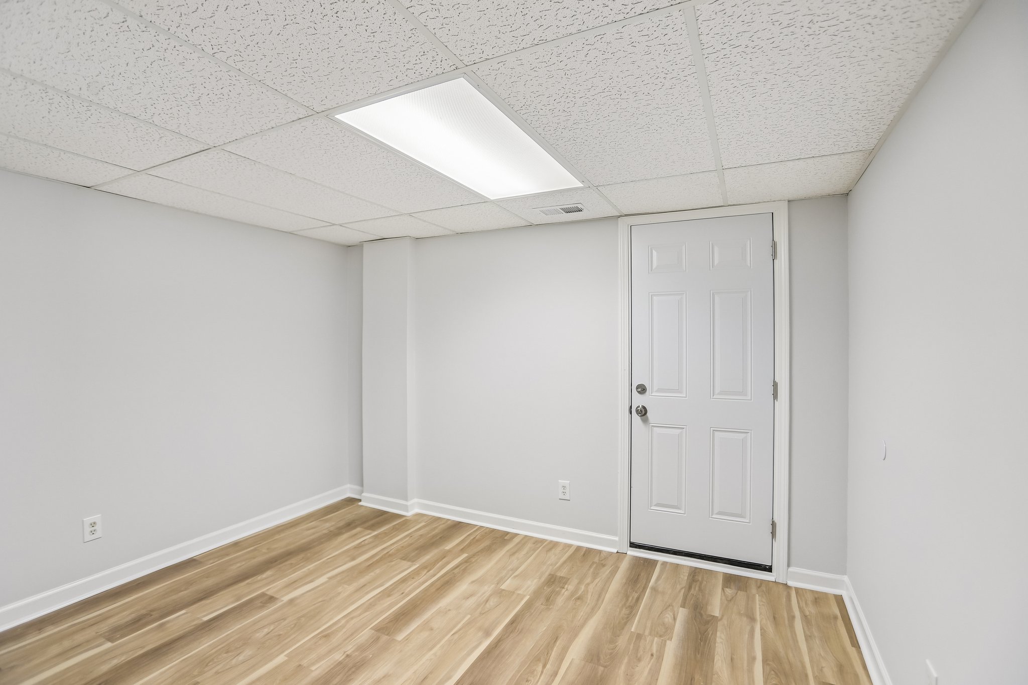 Gina Ct-S2404-023.jpg