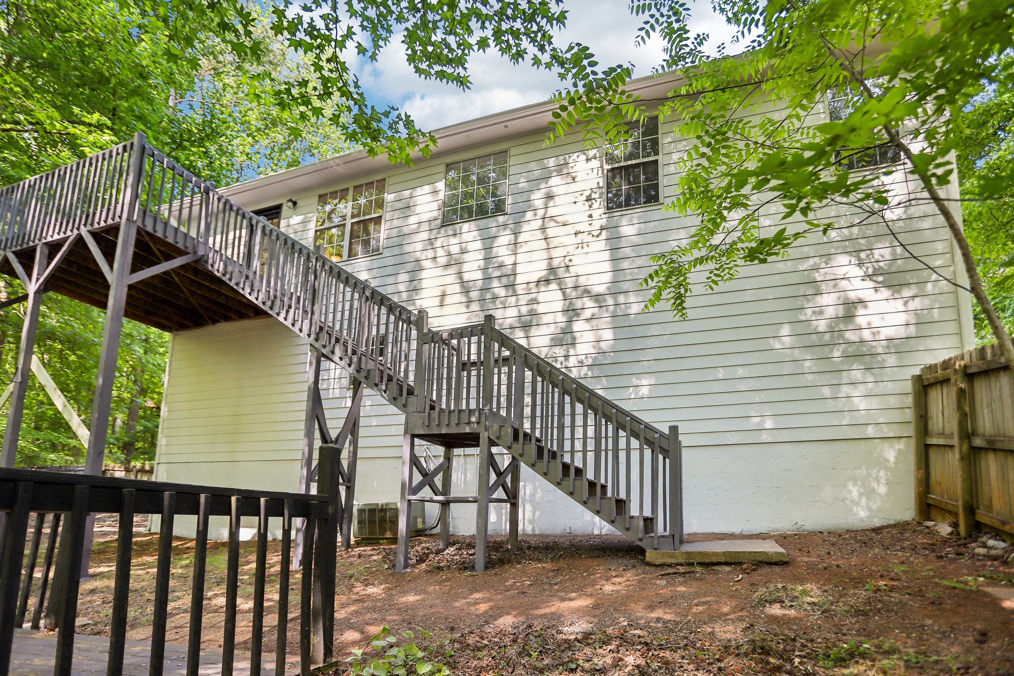 Gina Ct-S2404-034.jpg