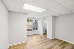 Gina Ct-S2404-025.jpg