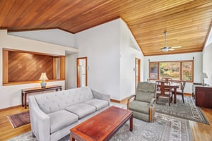 Landing Rd-S0810-008.jpg