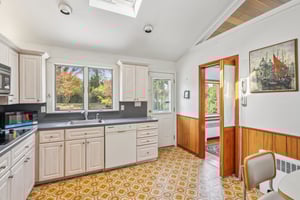 Landing Rd-S0810-016.jpg