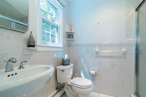  Photo 24