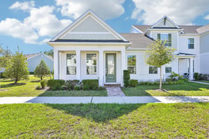 Samantha Court St-S1310-001.jpg