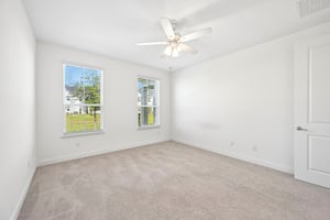 Samantha Court St-S1310-015.jpg