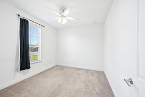 Samantha Court St-S1310-024.jpg