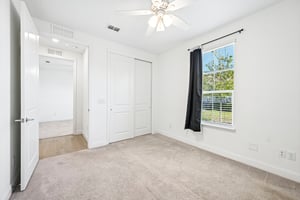 Samantha Court St-S1310-025.jpg