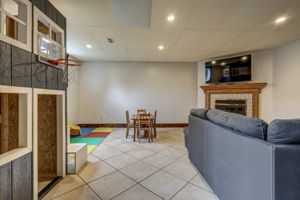  Photo 47